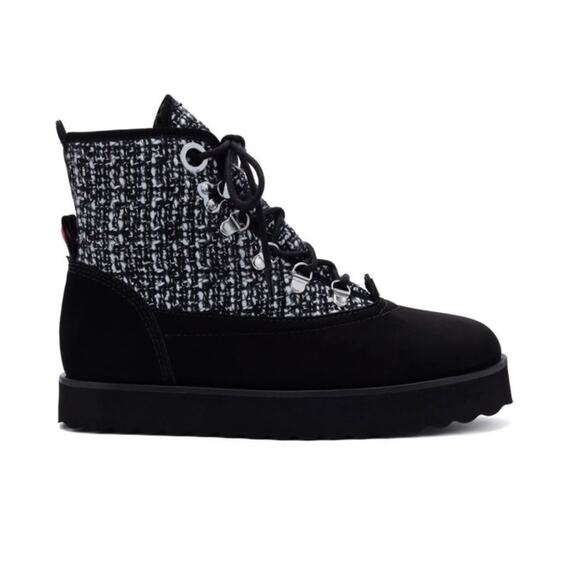 Larroude NWOB Vail Ankle Boots Black Gray Tweed Nubuck Size 8 Lace Up Closure - Picture 1 of 10